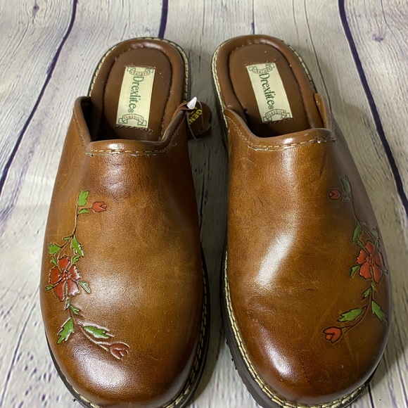 Drexlite Shoes Drexlite Brown Leather Clogs With Rose